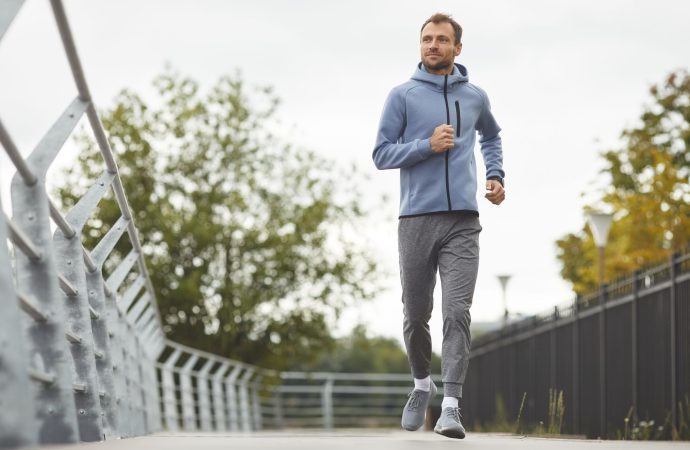Plan treningowy biegania dla początkujących. Jak zacząć i o czym pamiętać, by było bezpiecznie?