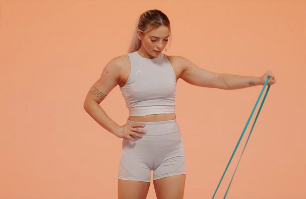 Trening ciała z gumą oporową (FBW)