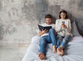 Odpocznij od ekranu i zrób cyfrowy detoks. Sprawdź, dlaczego warto