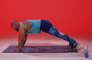 Półgodzinny interwałowy trening FBW w domu bez sprzętu