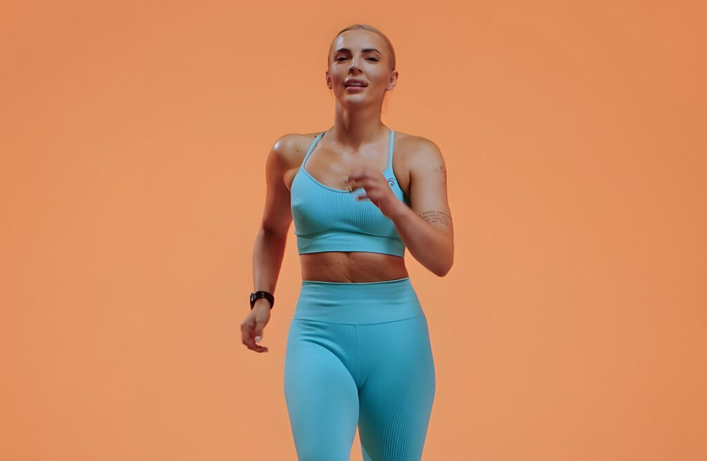 Trening cardio na spalanie tłuszczu. Ćwiczenia bez sprzętu w domu