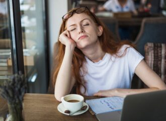 QUIZ: Ranny ptaszek czy nocny marek? Sprawdź swój wewnętrzny rytm dnia