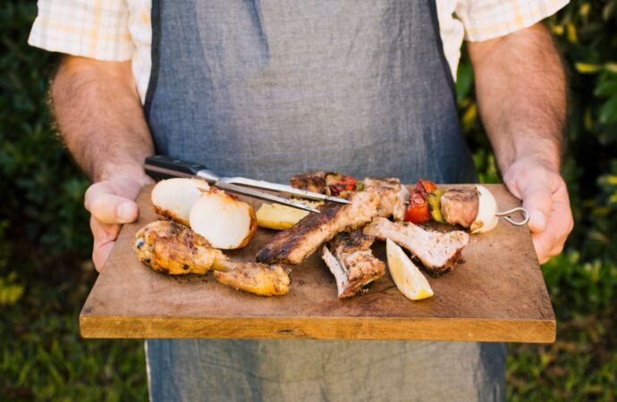 Jakie produkty niszczą jelita? Dietetyk wyjaśnia, czego nie jeść i dlaczego