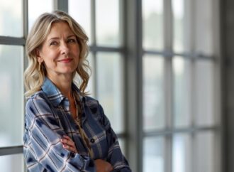 Jestem wystarczająca, czyli jak się zaakceptować i przestać naprawiać