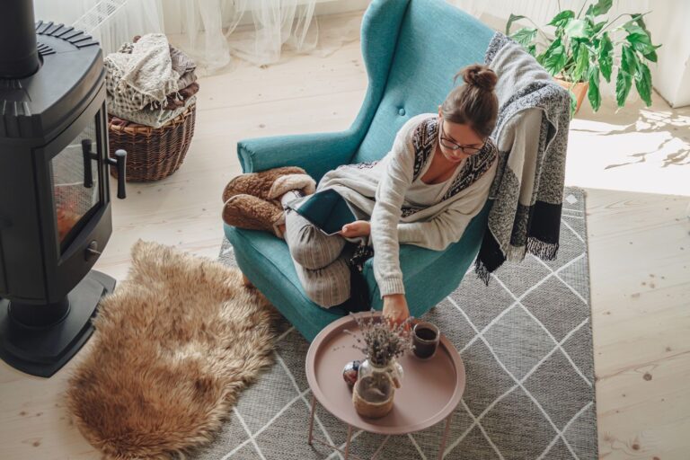 Dom jako przestrzeń dobrostanu – jak urządzić wnętrze, które wspiera zdrowie psychiczne? Sprawdzone sposoby