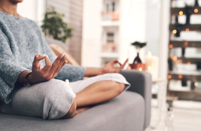 Jak oczyścić umysł: medytacja dla początkujących. Jak praktykować?