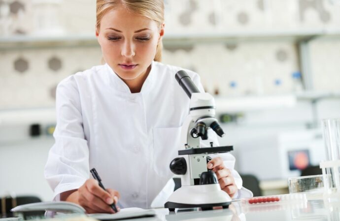 Personalizacja diety dzięki testom DNA – moda czy nauka? Testujemy trendy