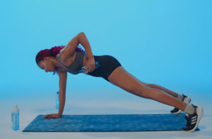 Trening siłowy z ciężarkami – ćwiczenia wzmacniające całe ciało