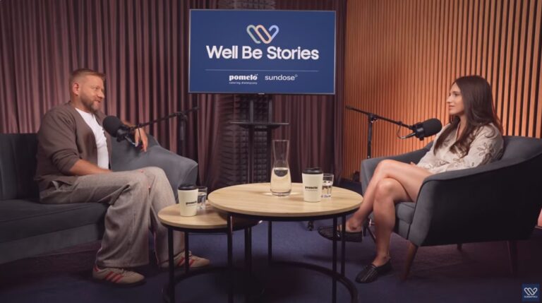 O pracy w telewizji, życiowej równowadze i depresji. Rozmowa z Bartkiem Jędrzejakiem