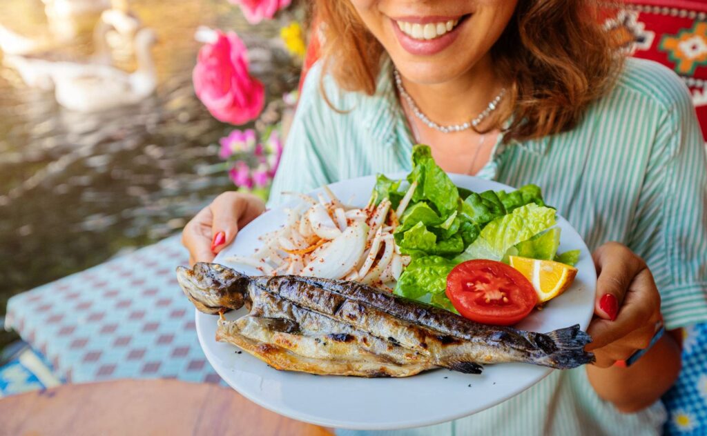 Dieta na obniżenie cholesterolu – proste zmiany, realne efekty. Rady dietetyka
