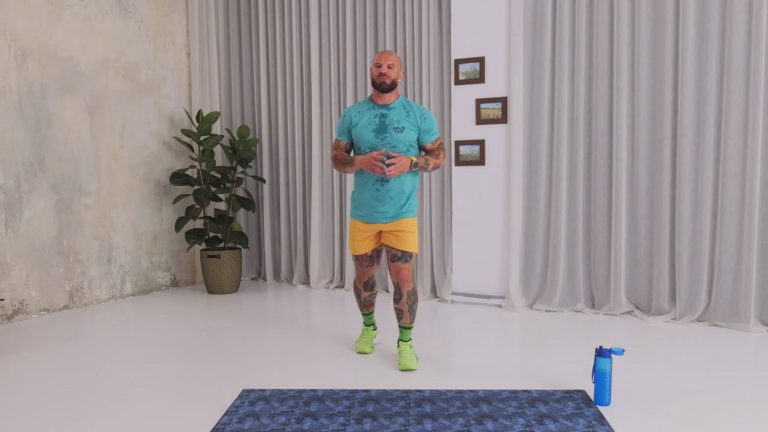 Trening ABS na stojąco: na płaski brzuch w domu