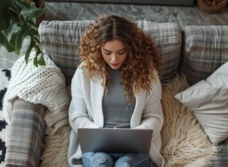 Rodzina i przyjaciele w serialach, które warto zobaczyć na mentalny reset