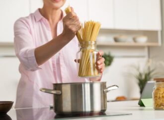 Dieta bezglutenowa: co jeść? Dietetyk poleca 5 produktów bezglutenowych