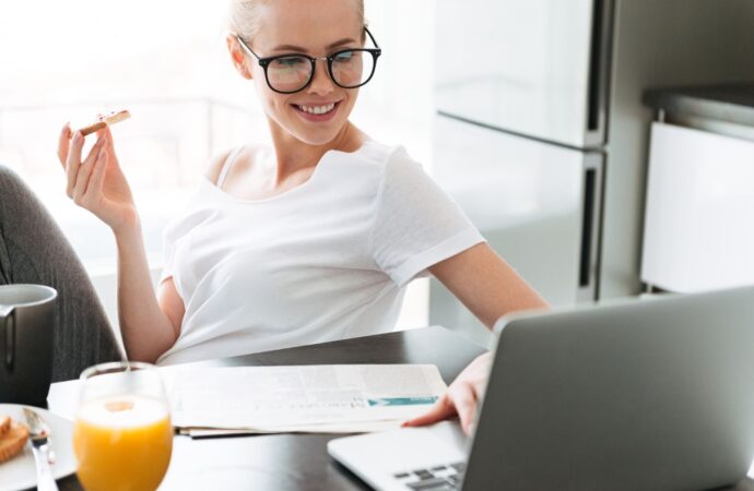 Wellbeing w pracy: jak i dlaczego warto dbać o dobrostan w życiu zawodowym