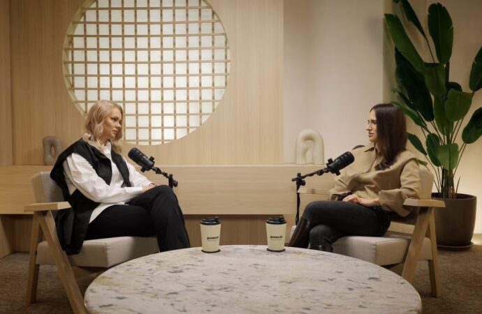 Co czuje, jak myśli i kocha narcyz? Rozmowa z psycholog Karoliną Klecką