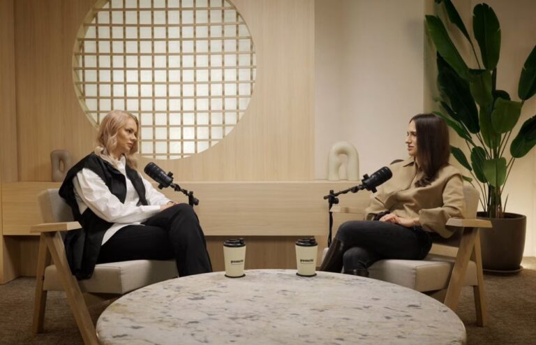 Co czuje, jak myśli i kocha narcyz? Rozmowa z psycholog Karoliną Klecką