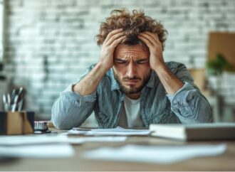 Nietypowe objawy niedoboru magnezu. 5 oznak, których nie warto lekceważyć