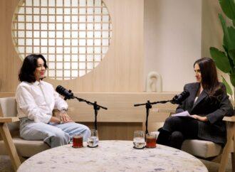 Jak budować pewność siebie i się kochać? Rozmowa z Sandrą Kpodonou