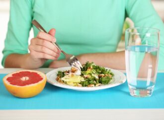 Jak leczyć insulinooporność dietą? Co działa? Sprawdź porady dietetyka