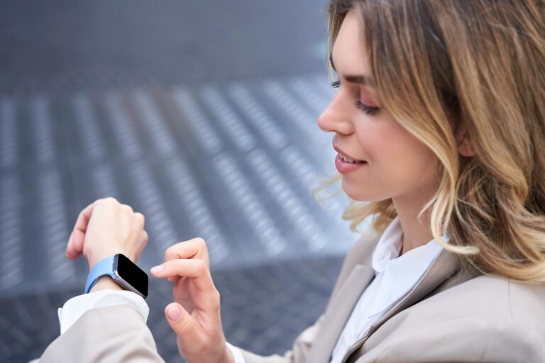 Post przerywany: zasady i efekty IF. Jak działa intermittent fasting wg dietetyka?