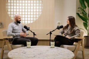 Jak wprowadzać zdrowe nawyki? Rozmowa z Bartłomiejem Kubackim