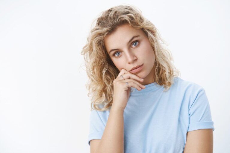 Perimenopauza: wiek, objawy i leczenie. Jak sobie radzić? Kompletny przewodnik