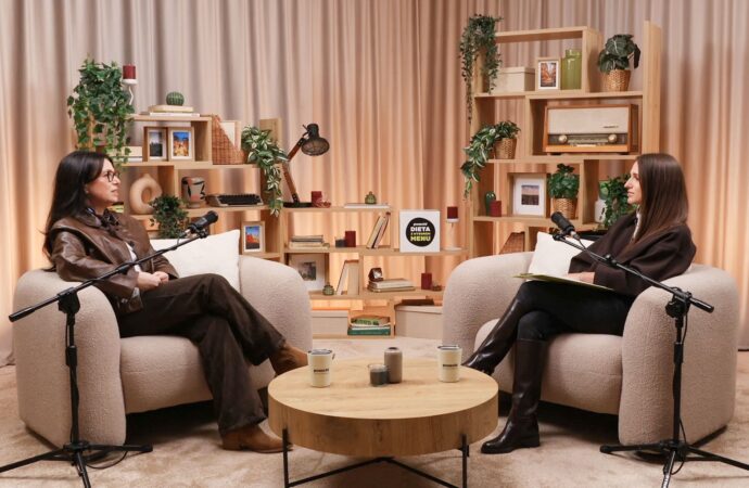 O uśmiechu, miłości i dobrostanie. Rozmowa z Katarzyną Pakosińską