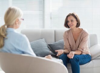 Jak wygląda psychoterapia i w czym może pomóc Ci psychoterapeuta?