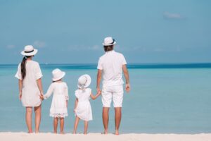 Jak zaplanować urlop, żeby odpocząć? Sprawdź wakacyjny poradnik wellbeing