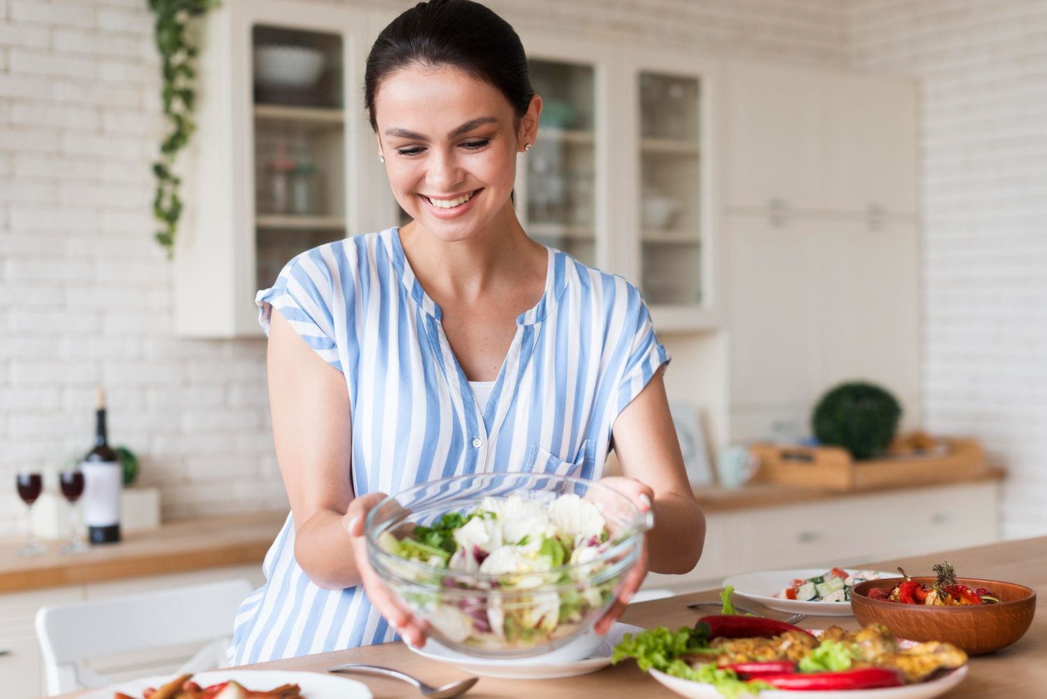 Dieta w perimenopauzie. Co jeść, aby złagodzić objawy i zadbać o zdrowie?