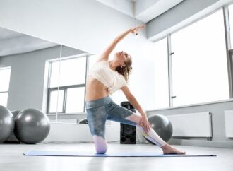 Pilates na stres i napięcie. Jak pomaga kobietom odzyskać spokój i równowagę?