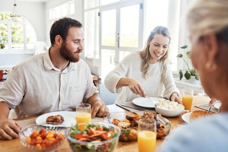 Podwyższony kwas moczowy – jak obniżyć dietą? Porady dietetyka