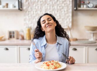 Co to jest comfort food? Dlaczego jedzenie potrafi poprawić nastrój